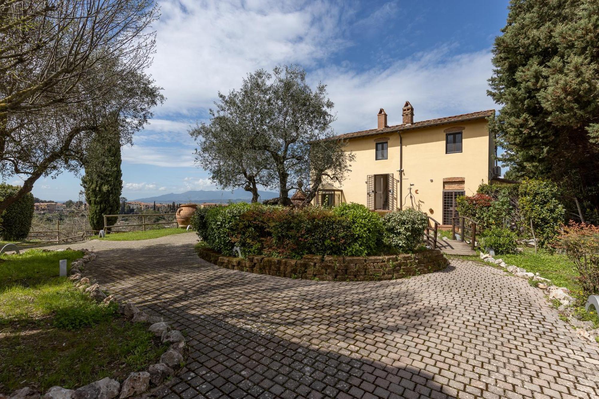 Residence Montevecchio Montopoli in Val dʼArno Exteriör bild